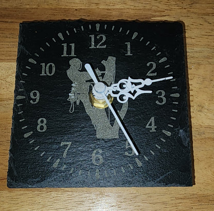 Laser Engraved Personalized Clocks : A Timeless Gif